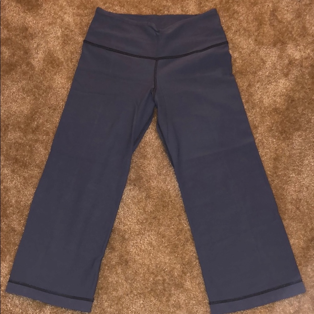 Lululemon cropped leggings